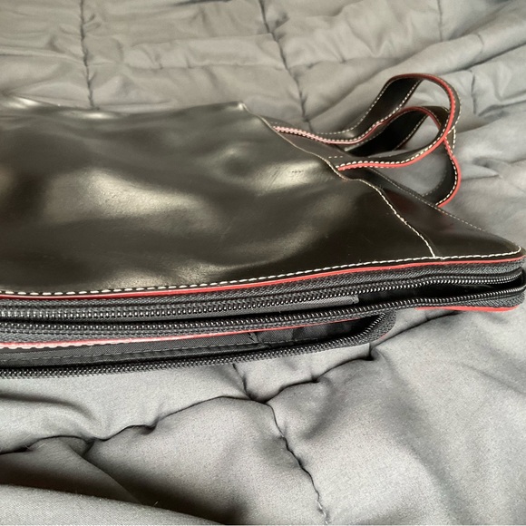 GUC ( with flaws) Lodis Leather Attache/Briefcase with strap. - Picture 8 of 8